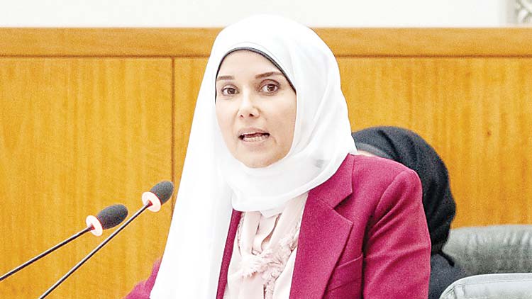 പൊ​തു​മ​രാ​മ​ത്ത്​ മ​ന്ത്രി  ജി​നാ​ൻ ബൂ​ഷ​ഹ​രി രാ​ജി​വെ​ച്ചു