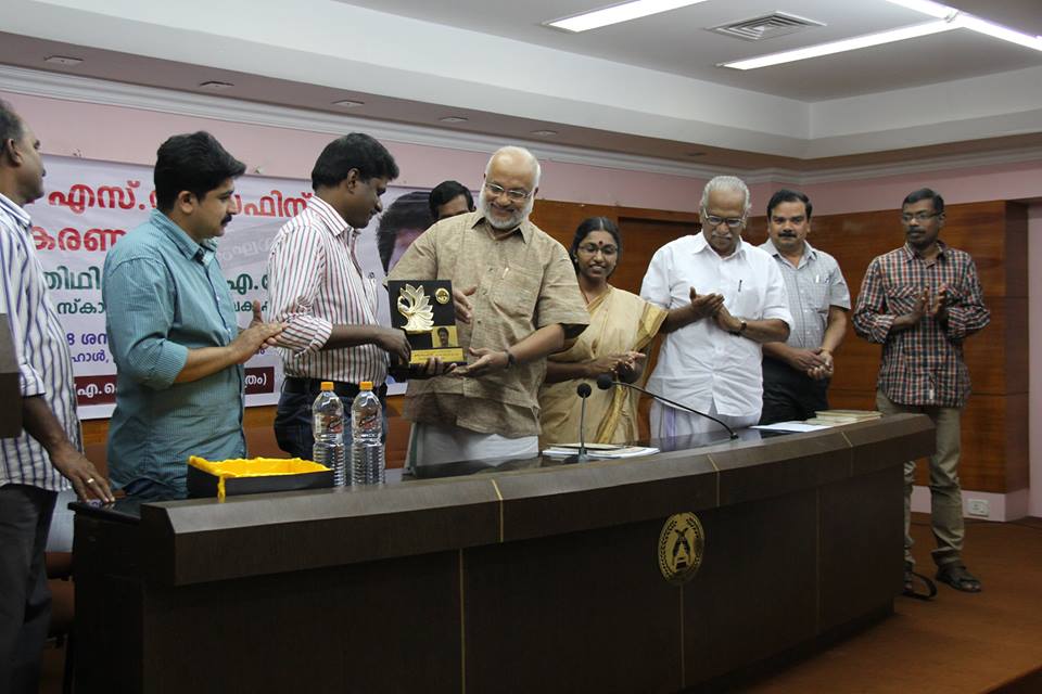 കേരള സാഹിത്യ അക്കാദമിക്ക് ചിലപ്പോള്‍ മാത്രമാണ് നല്ല കൃതികളെ അവാര്‍ഡിന് തെരഞ്ഞെടുക്കാന്‍ കഴിയുന്നതെന്ന് എം.എ ബേബി.