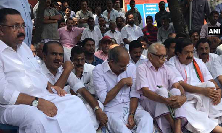 ആഭ്യന്തരവകുപ്പ്​ പരാജയം; ചെന്നിത്തലയുടെ ഉപവാസം ആരംഭിച്ചു