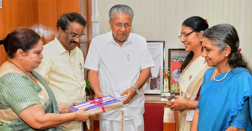 കാസ്റ്റിങ് കൗച്ച്, വിവേചനം; സിനിമ മേഖലയിലെ സ്​ത്രീകളുടെ പ്രശ്നങ്ങൾ തുറന്നുകാട്ടി ഹേമ കമീഷൻ