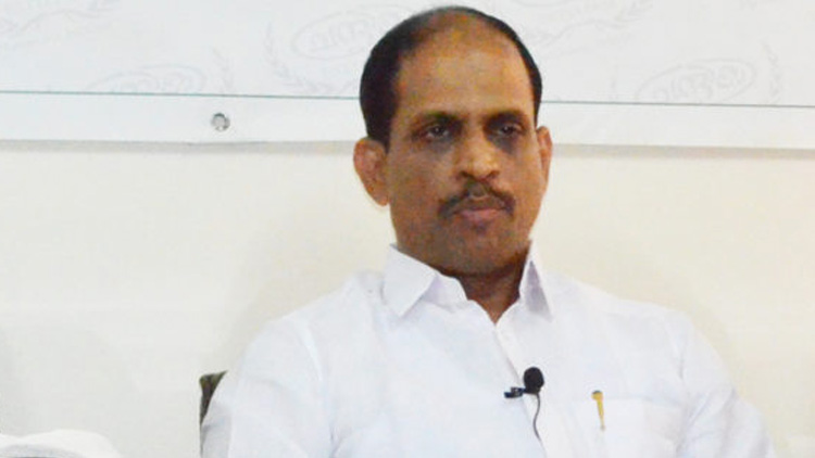 ബിശ്വനാഥ്​ സിൻഹയെ മാറ്റിയത്​ പെരുമാറ്റ ദൂഷ്യത്തി​െൻറ പേരിലെന്ന്​ കോൺഗ്രസ്​