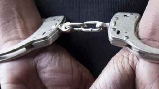 ക​ത്തി കാ​ട്ടി മൊ​ബൈ​ല്‍  ക​വ​രാ​ന്‍ ശ്ര​മം: പ്ര​തി​ക്ക്  മൂ​ന്നു​വ​ര്‍ഷം ത​ട​വ് 