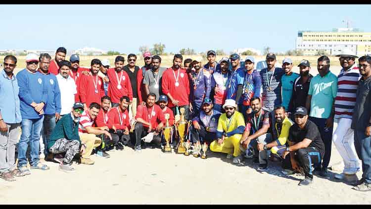 ക​ലകു​വൈ​ത്ത്​ ക്രി​ക്ക​റ്റ് :അ​ബൂ​ഹ​ലീ​ഫ എ ​യൂ​നി​റ്റ് ജേ​താ​ക്ക​ൾ; മം​ഗ​ഫ്​ എ ​റ​ണ്ണേ​ഴ്​​സ്​ അ​പ്പ്​