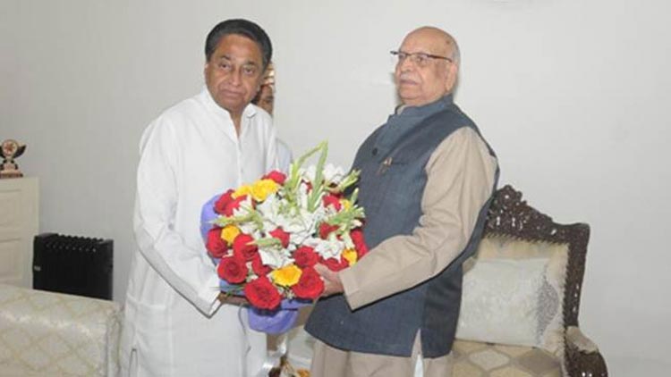 കമൽനാഥ് ഗവർണറെ കണ്ടു; വിശ്വാസവോട്ടിന് തയാർ