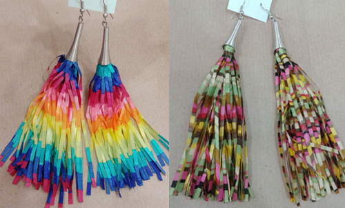 ‘കാതിലോല’ കമ്മലിട്ട് കുണുങ്ങി നില്‍പ്പവളേ........