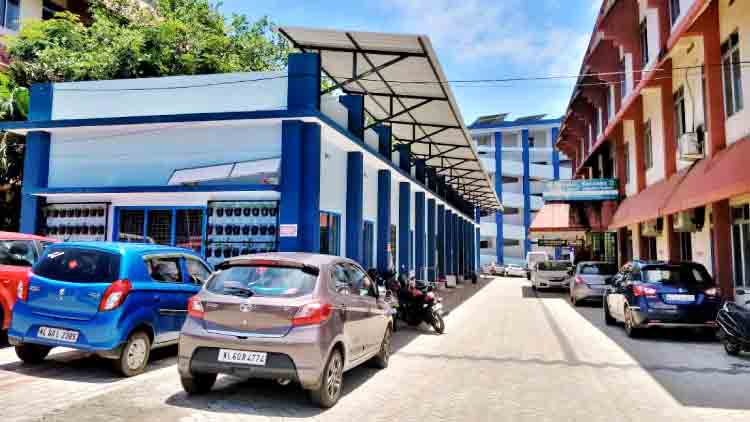 മുഖം മിനുക്കി കാസർകോ​ട്ടെ ആതുരാലയങ്ങൾ