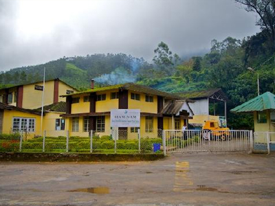 മൂന്നാറിലെ തൊഴിലാളി സമരം അക്രമാസക്തം