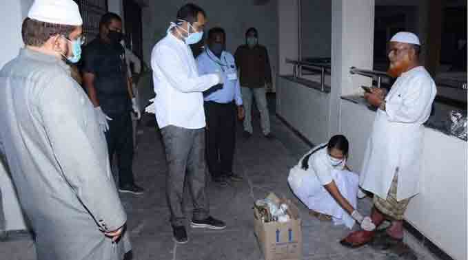 വിദ്വേഷം വമിപ്പിക്കാൻ പുതിയ നുണ: ‘നഴ്​സിനെ ​കൊണ്ട്​ ഇമാമി​െൻറ കാൽ​ കഴുകിപ്പിച്ചു’