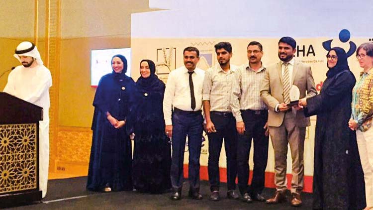 ര​ക്​​ത​ദാ​നം: മ​ല​യാ​ളി കൂ​ട്ടാ​യ്​​മ​ക​ൾ​ക്ക്​   യു.​എ.​ഇ അ​ധി​കൃ​ത​രു​ടെ ആ​ദ​രം