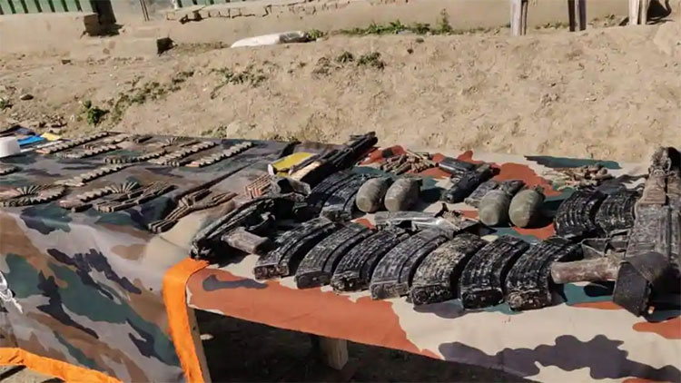 അതിർത്തിയിൽ ഏറ്റുമുട്ടൽ; രണ്ട്​ ലഷ്​കർ തീവ്രവാദികളെ സൈന്യം വധിച്ചു