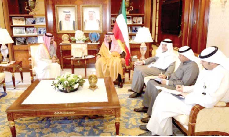 കു​വൈ​ത്ത്​ വി​ദേ​ശ​കാ​ര്യ മ​ന്ത്രി​ക്ക്​ ഖ​ത്ത​ർ വി​ദേ​ശ​കാ​ര്യ മ​ന്ത്രി​യു​ടെ ക​ത്ത്​