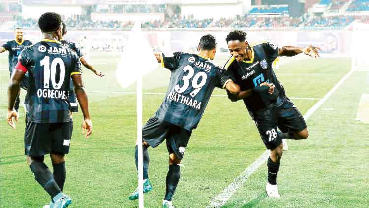 ഗോളടിച്ച്​ കൊട്ടിക്കലാശം