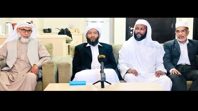 ഹ​ജ്ജ്​ : പാ​സ്​​പോ​ർ​ട്ട്​ സ്വീ​ക​രി​ക്കാ​ൻ ക​ണ്ണൂ​രി​ലും കൊ​ച്ചി​യി​ലും സൗ​ക​ര്യം –സി. ​മു​ഹ​മ്മ​ദ് ഫൈ​സി