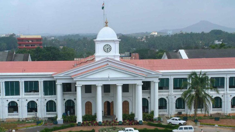 ഭൂപതിവ് ചട്ടം ഭേദഗതി: നടപടികൾ മരവിപ്പിച്ചു; നിർമാണ നിയന്ത്രണം തുടരും