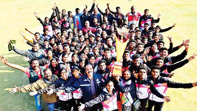 ദേ​ശീ​യ സ്​​കൂ​ൾ കാ​യി​ക​മേ​ള: കേ​ര​ള​ത്തി​ന്​ ഓ​വ​റോ​ൾ കി​രീ​ടം