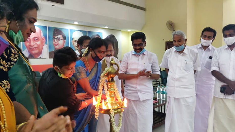 കേരളാ പ്രദേശ് ട്രാൻസ്‌ജെൻഡേഴ്​സ് കോൺഗ്രസ് പ്രവർത്തനം തുടങ്ങി