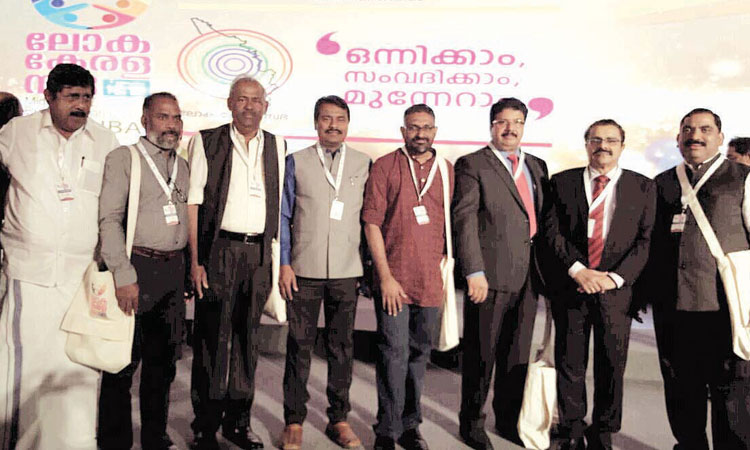 കേരളത്തിൽ ‘എൻ.ആർ.​െഎ കോളജും നിർമ്മാണ കമ്പനിയും വേണം’