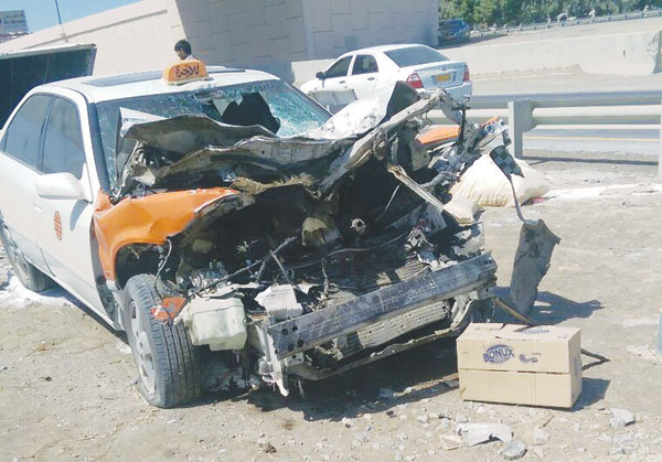 ഇബ്രിയില്‍ വാഹനാപകടത്തില്‍ ആറു സ്വദേശികള്‍ മരിച്ചു