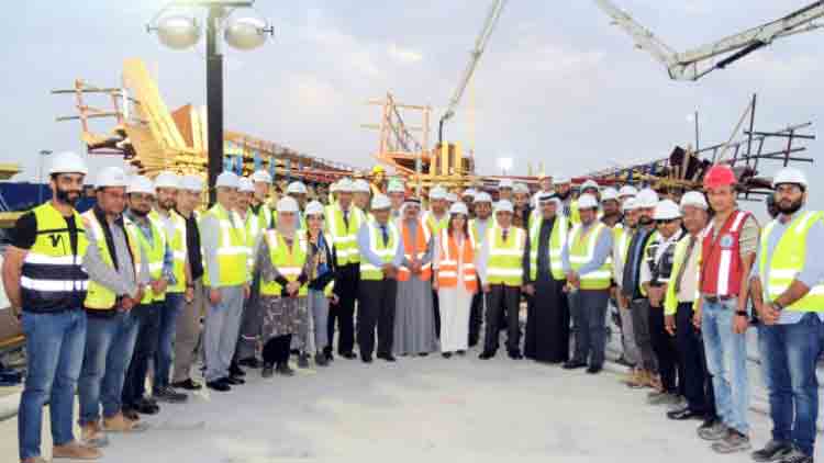 ഖ​ലീ​ഫ ബി​ന്‍ സ​ല്‍മാ​ന്‍ ഹൈ​വെ മേ​ല്‍പാ​ല നി​ര്‍മാ​ണ പു​രോ​ഗ​തി വി​ല​യി​രു​ത്തി