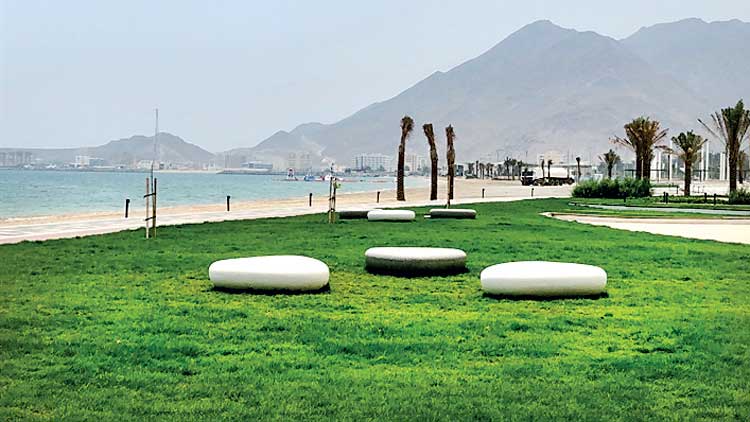 ഖോ​ർ​ഫ​ക്കാ​ൻ കോ​ർ​ണി​ഷി​െ​ൻ​റ  ആ​ദ‍്യ​ഘ​ട്ടം പൂ​ർ​ത്തി​യാ​കു​ന്നു