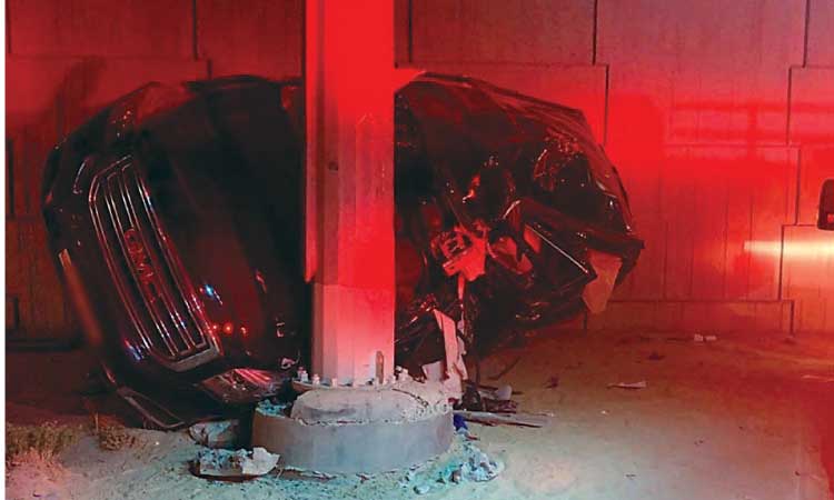 വാ​ഹ​നാ​പ​ക​ട​ം: സ്വ​ദേ​ശി മ​രി​ച്ചു