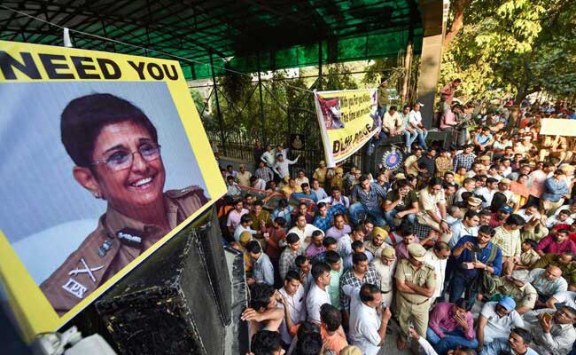 അഭിഭാഷകർ മർദിച്ച സംഭവം: പൊലീസുകാരെ മേലുദ്യോഗസ്ഥർ സംരക്ഷിക്കണമെന്ന്​ കിരൺ ബേദി