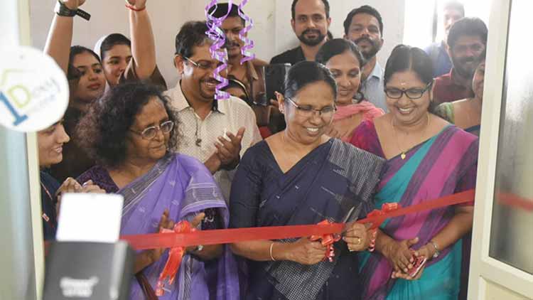 സ്ത്രീകൾക്കായി ആദ്യ വൺഡേ ഹോം തിരുവനന്തപുരത്ത് തുറന്നു സ്ത്രീകൾക്കായി ആദ്യ വൺഡേ ഹോം തിരുവനന്തപുരത്ത് തുറന്നു