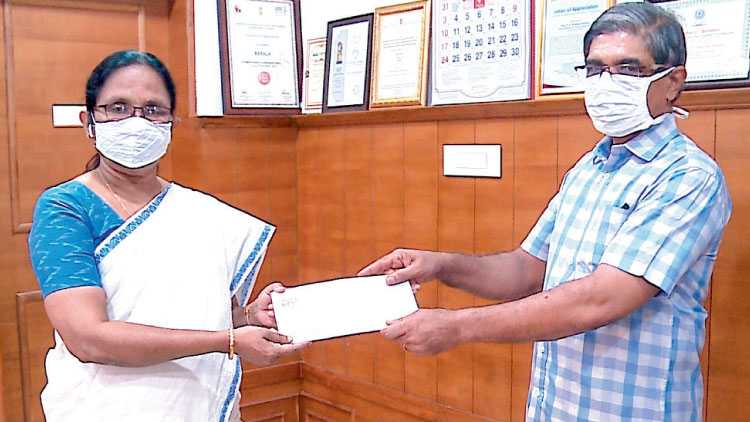 മിഷന്‍ വിങ്സ് ഓഫ് കംപാഷന്‍; പ്രവാസികൾക്ക്​  ടിക്കറ്റ് വിതരണം ആരംഭിച്ചു