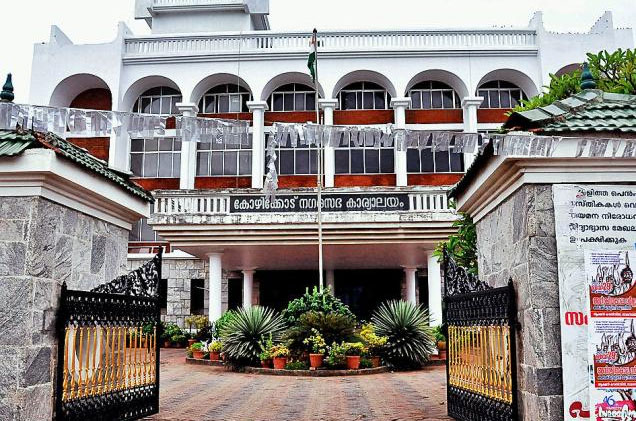 അടിയൊഴുക്കില്‍ അടിതെറ്റുമോ?