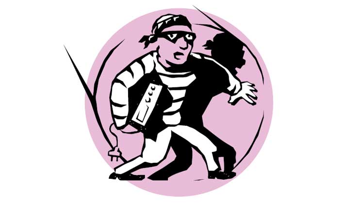 മോ​ഷ​ണ ഭീ​തി​യൊ​ഴി​യാ​തെ വ​ട​ക​ര