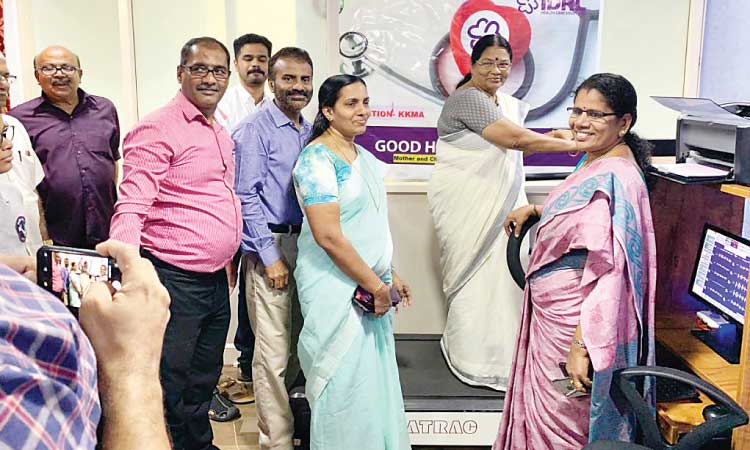 കെ.​കെ.​എം.​എ സ്ത്രീ​ക​ൾ​ക്കാ​യി സൗ​ജ​ന്യ ഹൃ​ദ്രോ​ഗ പ​രി​ശോ​ധ​ന സം​ഘ​ടി​പ്പി​ച്ചു