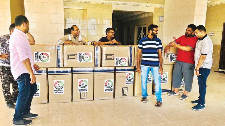 പ്ര​ള​യ​ബാ​ധി​ത​ർ​ക്ക്​ കെ.​കെ.​എം.​എ സാ​ധ​ന​ങ്ങ​ൾ ക​യ​റ്റി​യ​യ​ച്ചു