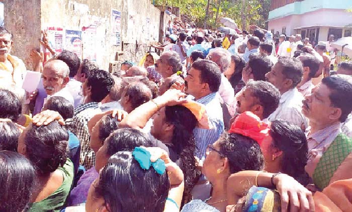 അ​േപക്ഷ നൽകാൻ ജനപ്രവാഹം; കൃഷിഭവനുകളുടെ താളം തെറ്റുന്നു