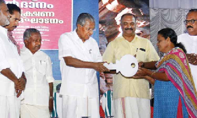 1080 കുടുംബങ്ങൾക്ക്​  സ്വപ്​ന സാക്ഷാത്​കാരം