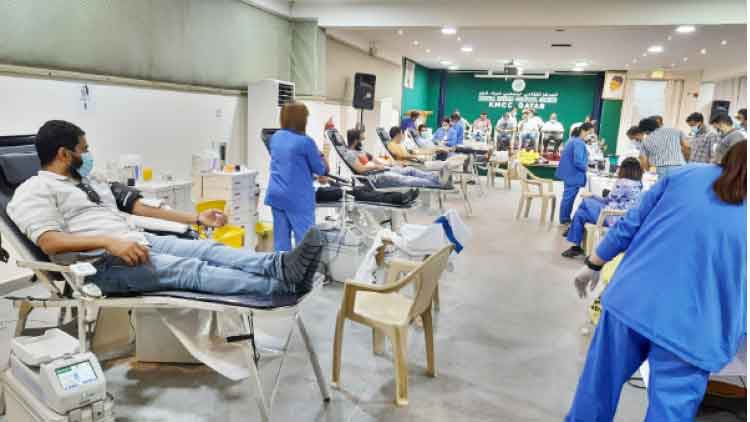 ര​ക്ത​ദാ​ന ക്യാ​മ്പു​മാ​യി കെ.​എം.​സി.​സി