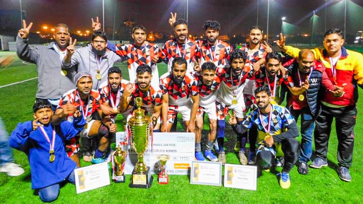 കെ.​എം.​സി.​സി സോ​ക്ക​ർ: ശി​ഫാ അ​ൽ ഖ​മീ​സ് ട്രോ​ഫി മെ​ട്രോ സ്പോ​ർ​ട്സി​ന്