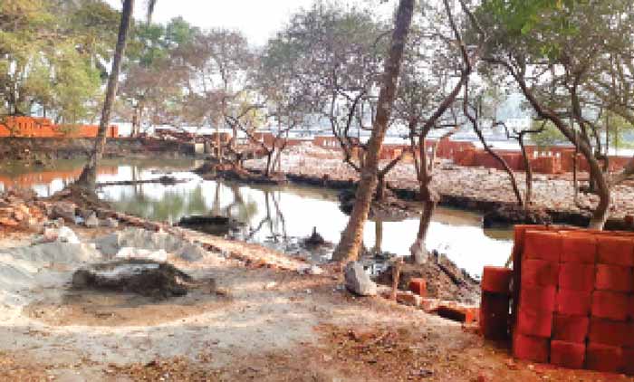 ഓപൺ സ്​റ്റേജുമായി മാഹി പുഴയോരത്ത് കുട്ടികളുടെ പാർക്ക് ഒരുങ്ങുന്നു