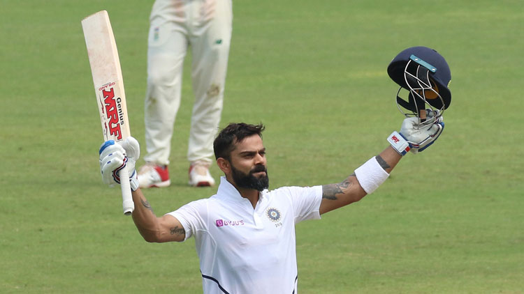 കോ​ഹ്​​ലി​ക്ക്​ ഏ​ഴാം ഇ​ര​ട്ട സെ​ഞ്ച്വ​റി; ഇ​ന്ത്യ അ​ഞ്ചി​ന്​ 601 ഡി​ക്ല​യ​ർ; ദ​ക്ഷി​ണാ​ഫ്രി​ക്ക മൂ​ന്നി​ന്​ 36