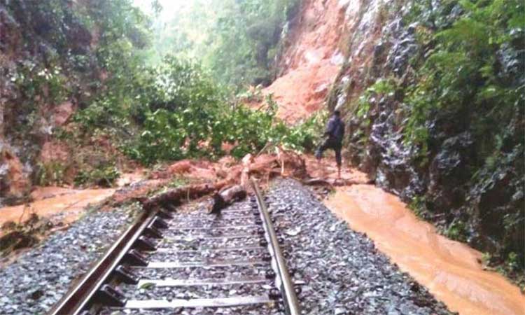 കൊങ്കൺ വഴിയുള്ള ട്രെയിൻ ഗതാഗതം ഇന്ന്​ പുനഃരാരംഭിക്കും
