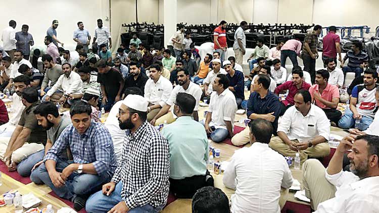 കെ.​എം.​സി.​സി ഇ​ഫ്താ​ർ വി​രു​ന്ന്