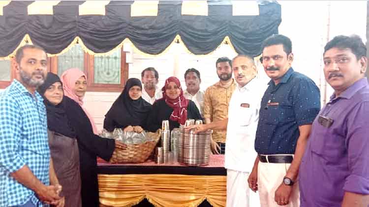 കാസർകോടൻ കല്യാണങ്ങളിൽ  ഇനി പ്ലാസ്​റ്റിക്കിന്​ ക്ഷണമില്ല