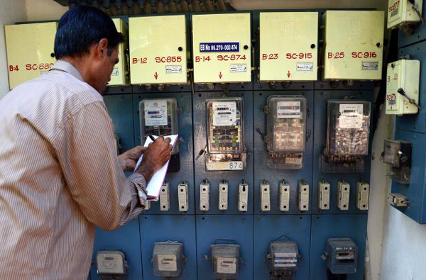 വൈദ്യുതി ബോര്‍ഡിന്‍െറ വിവാദ ഉത്തരവ് പുനപരിശോധിക്കുമെന്ന്  റഗുലേറ്ററി കമ്മീഷന്‍