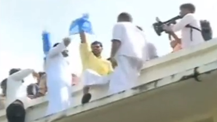 ‘ആത്മഹത്യ ഭീഷണി’സമരവുമായി കെ.എസ്​.യു