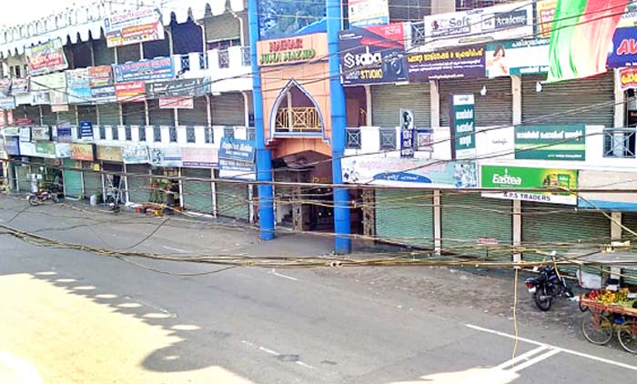 മിന്നൽ ഹർത്താൽ: വലഞ്ഞ്​ ജനം