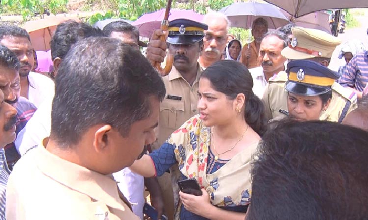 വെള്ളനാടിയില്‍ മുള്ളുവേലി സ്ഥാപിക്കുന്നതിനെ ചൊല്ലി വീണ്ടും സംഘര്‍ഷം