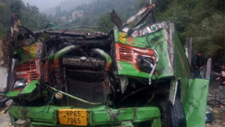 കുളുവിൽ ബസ്​ നദിയിൽ വീണ്​ മരിച്ചവരുടെ എണ്ണം 44 ആയി