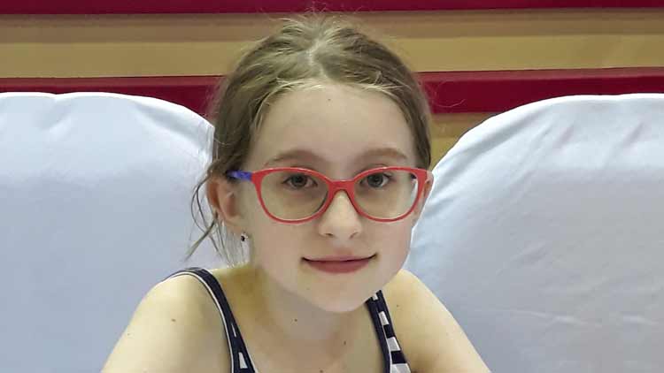 താ​ര​മാ​യി കുഞ്ഞു മേ​ല