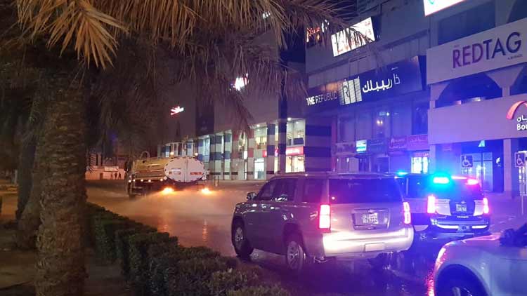 റോഡിൽ അണുനാശിനി തളിച്ചുതുടങ്ങി