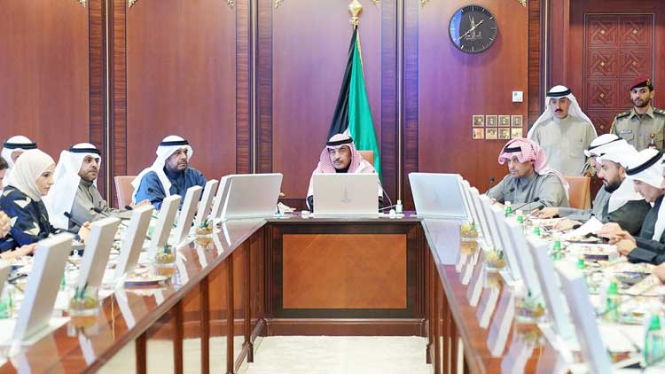 കടുത്ത നടപടികളുമായി ഭരണകൂടം