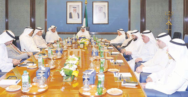 ഇറാന്‍െറ സഹായത്തോടെ ചാരവൃത്തി: കുവൈത്ത്  മന്ത്രിസഭ അടിയന്തര യോഗം ചേര്‍ന്നു